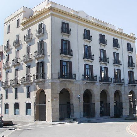 Port Plaza Apartments Tarragona Exterior photo